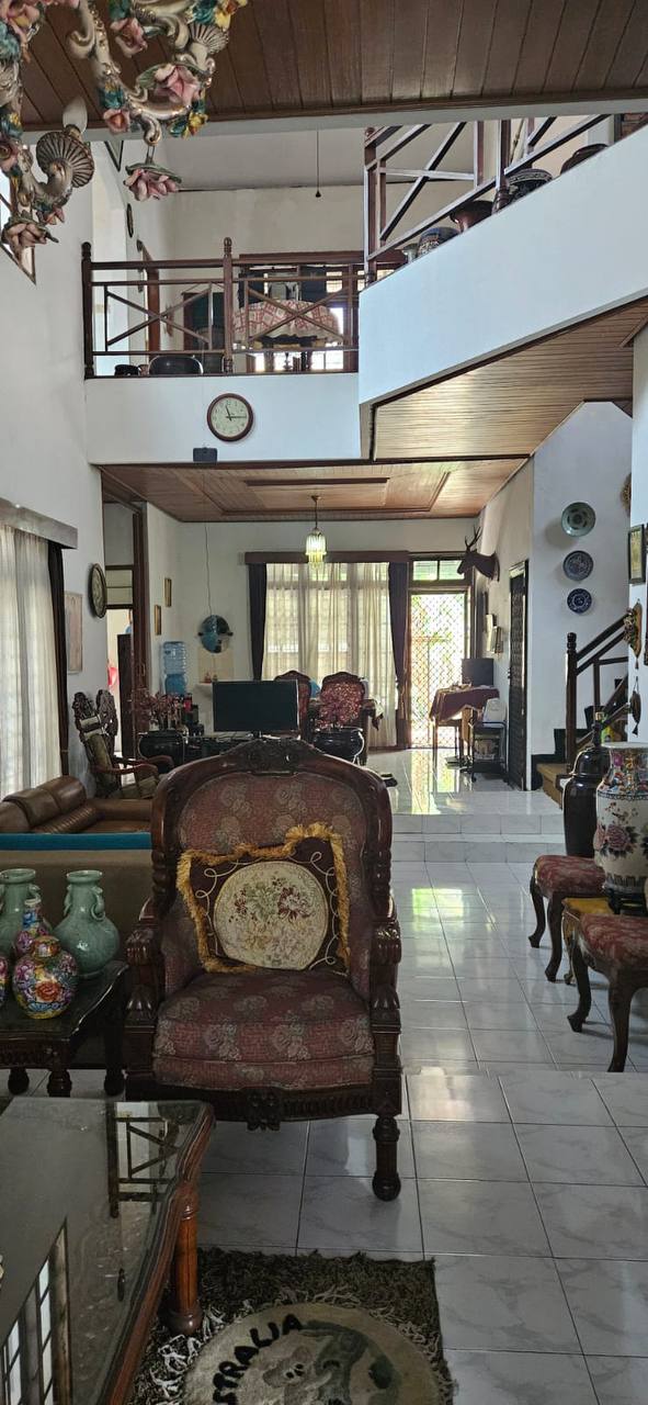 Dijual Rumah Mewah 2 Lantai Sidosermo Airdas Lokasi Strategis Surabaya Selatan - Thumbnail 3