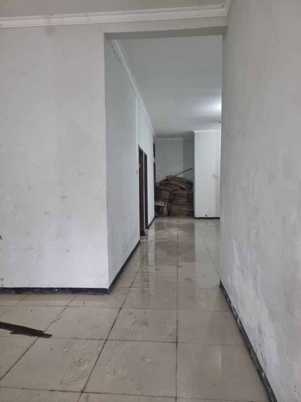 Disewakan Rumah Hook di Jalan Pucang Sewu Surabaya Timur - Thumbnail 6