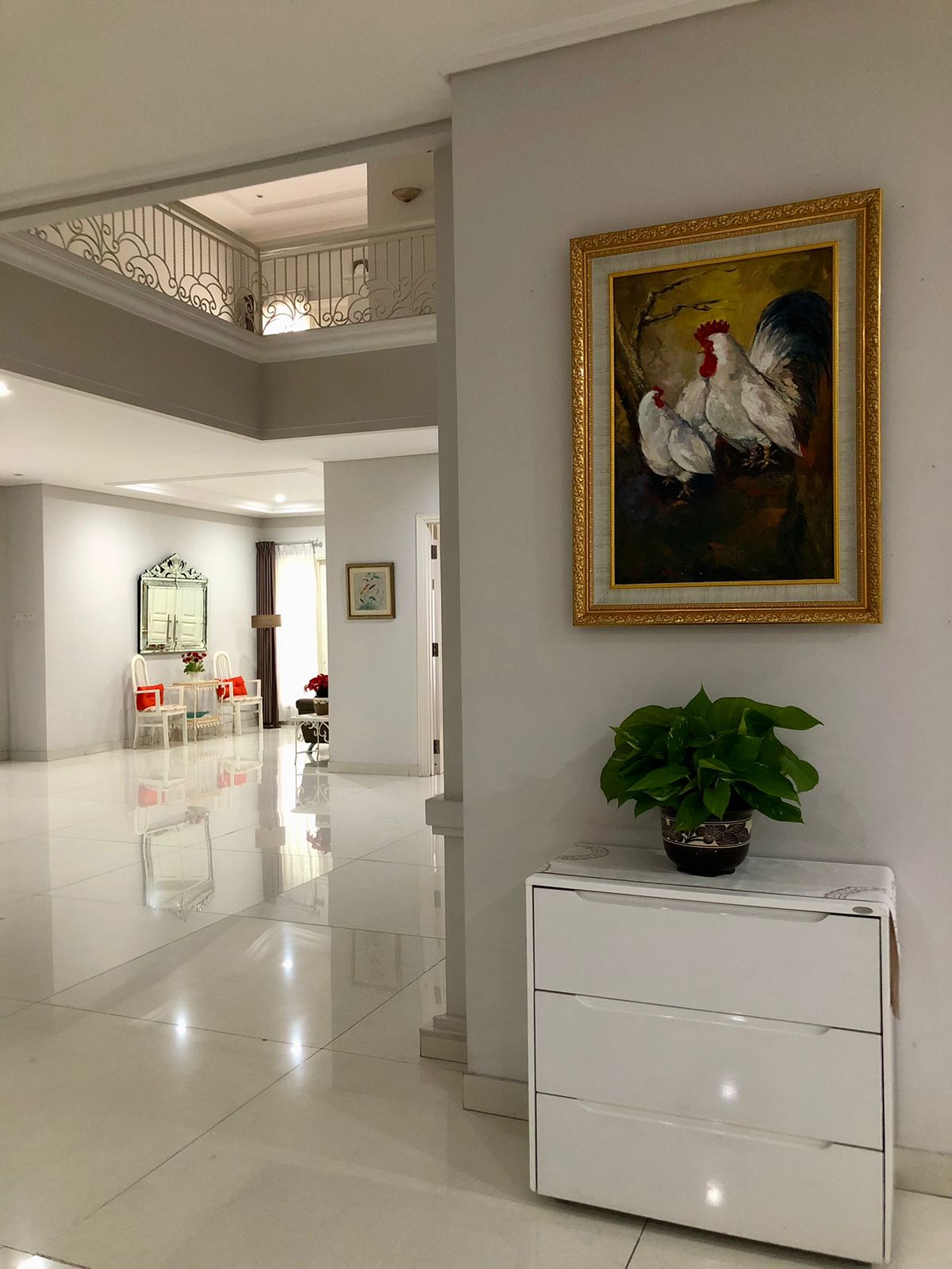 Dijual Rumah Mewah Siap Huni di Graha Famili Surabaya Barat - Thumbnail 2