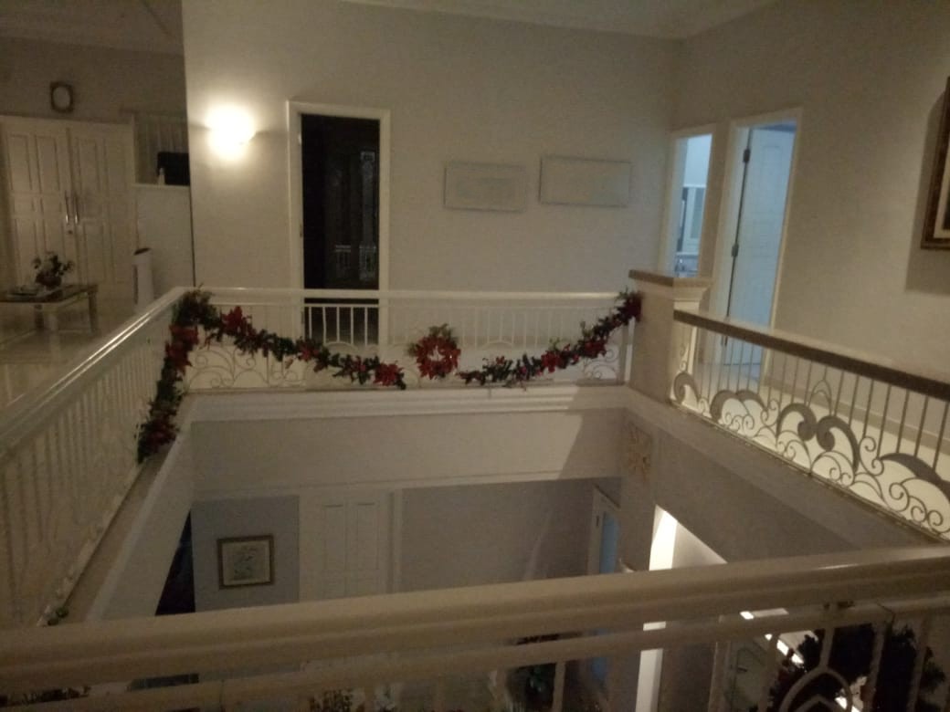 Dijual Rumah Mewah Siap Huni di Graha Famili Surabaya Barat - Thumbnail 2