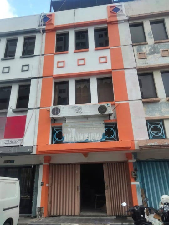 Dijual Ruko 3,5 Lantai Mangga Dua Jagir Wonokromo Lokasi Strategis Surabaya Selatan - Image 1
