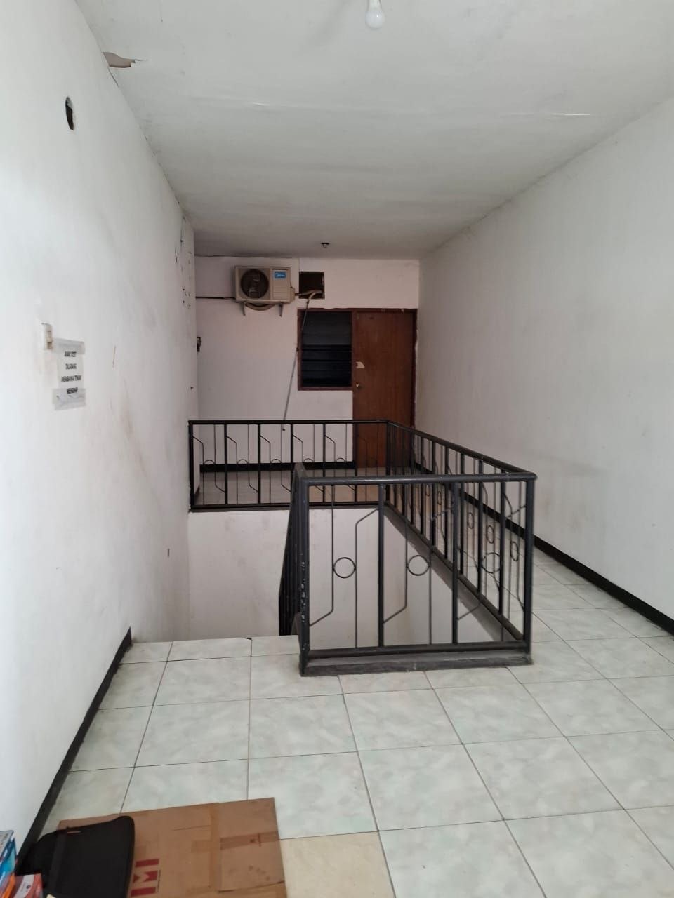 Dijual Rumah Kos Strategis di Jalan Siwalankerto Surabaya Selatan - Thumbnail 4