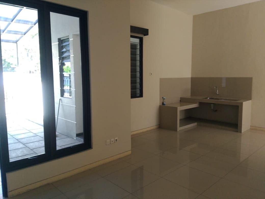 Dijual Rumah Baru Gress di Jalan Kutisari Surabaya Timur - Thumbnail 5