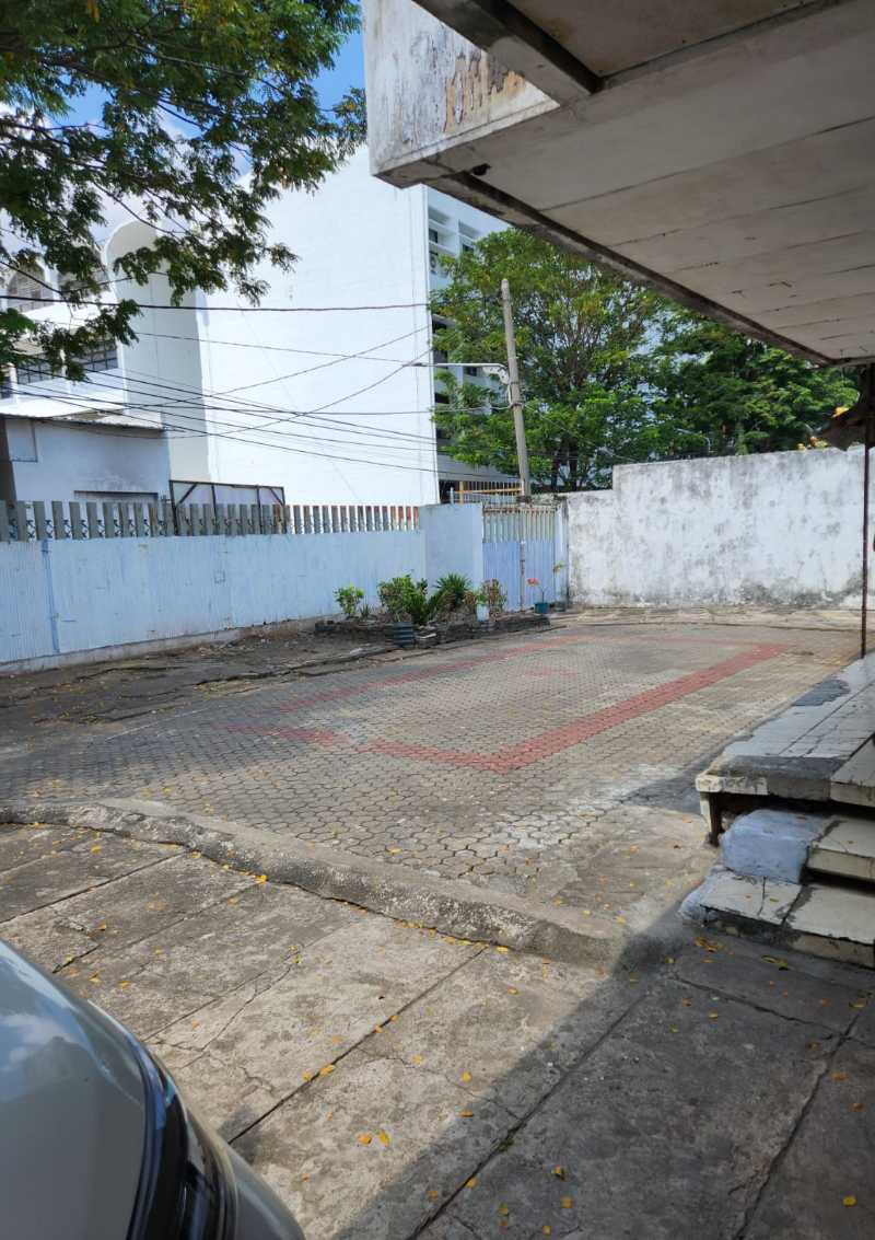 Dijual Rumah Luas Siap Huni di Ratulangi Surabaya Pusat - Thumbnail 3