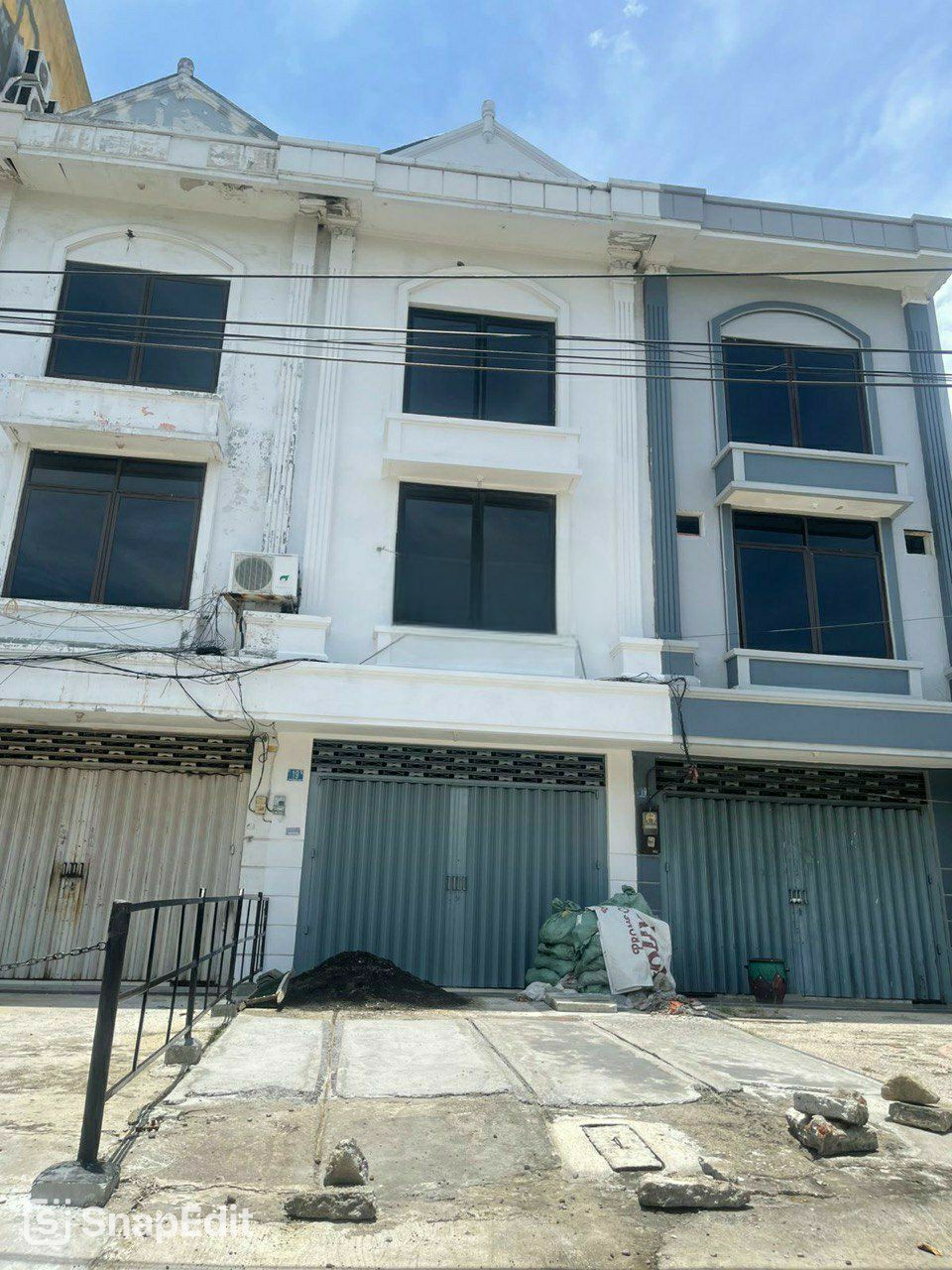 Disewakan Ruko Strategis Nol Jln Raya Kupang Baru Surabaya Barat - Image 1