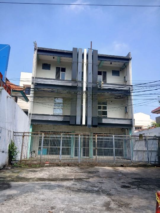 Dijual Ruko Luas Strategis di Jalan Raya Menur Surabaya Timur - Image 1