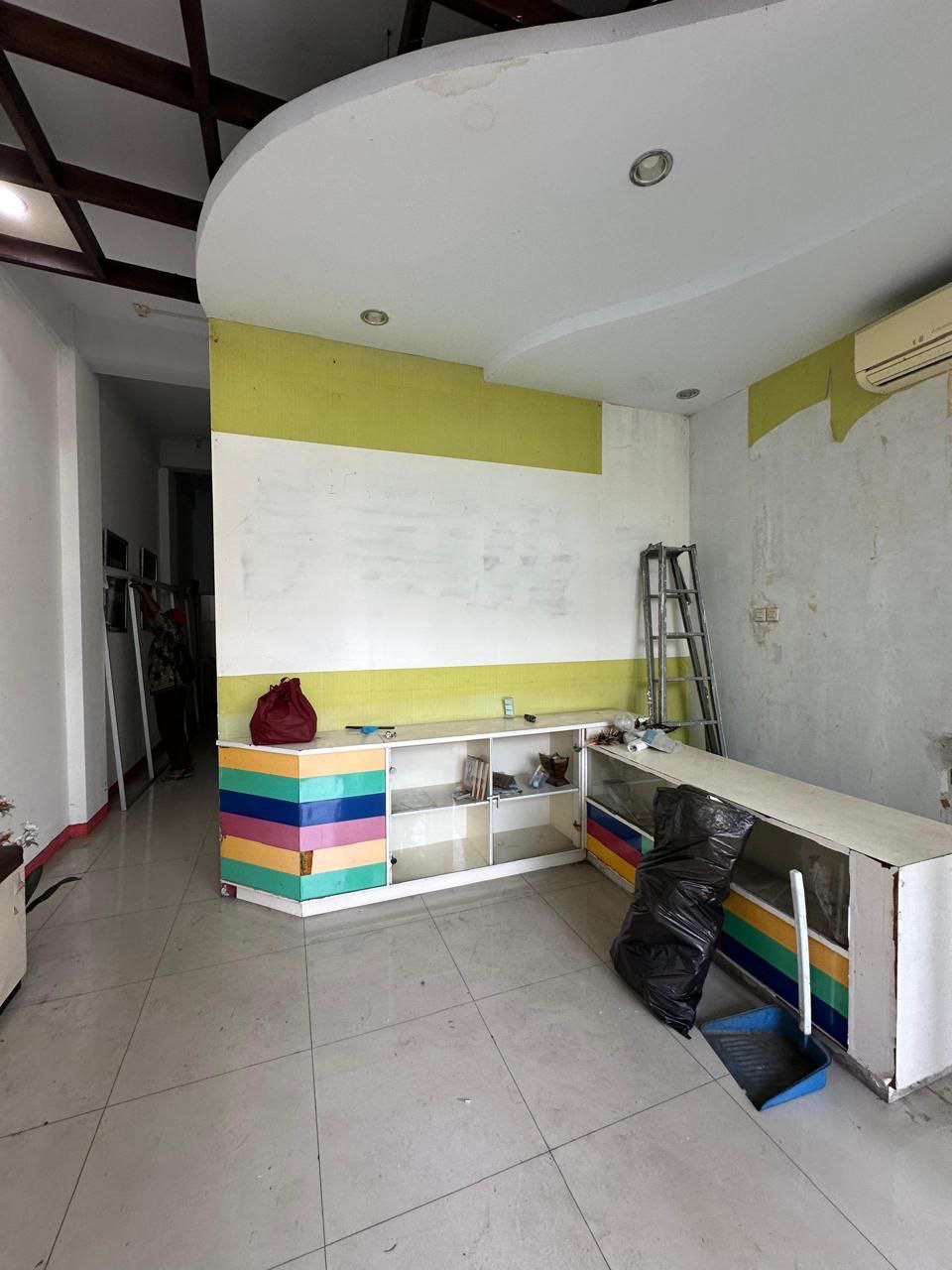 Dijual Ruko Luas Strategis di Jalan Raya Menur Surabaya Timur - Thumbnail 7