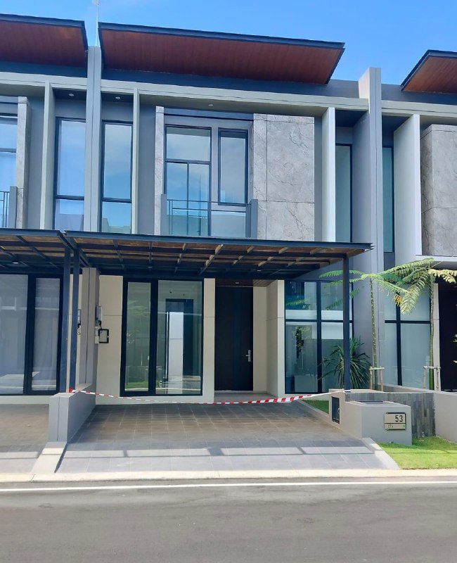 Disewakan Rumah Baru Gress District Nine Citraland Surabaya Barat - Image 1
