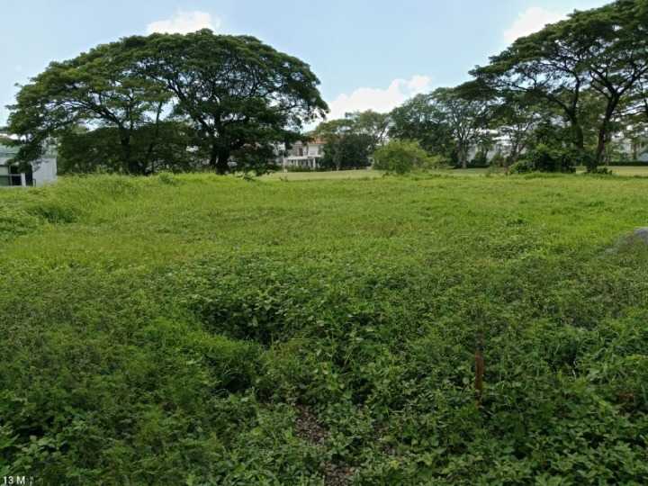 Dijual Tanah Premium Luas di Bukit Golf International Surabaya Barat - Image 1