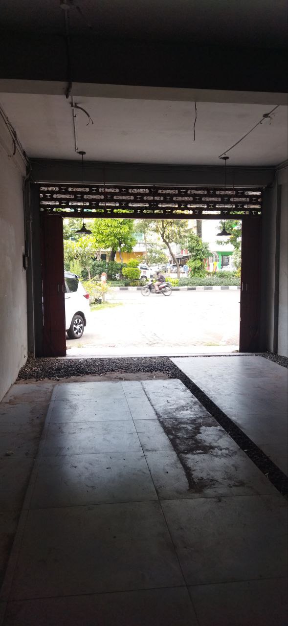 Disewakan Ruko Lokasi Strategis di HR Muhammad Surabaya Barat - Thumbnail 3