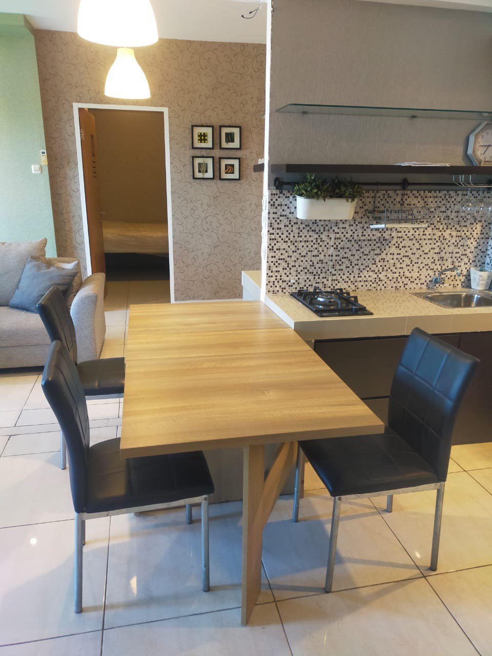 Dijual Apartemen Eksklusif Full Furnished di Puncak Bukit Golf Surabaya Barat - Thumbnail 6