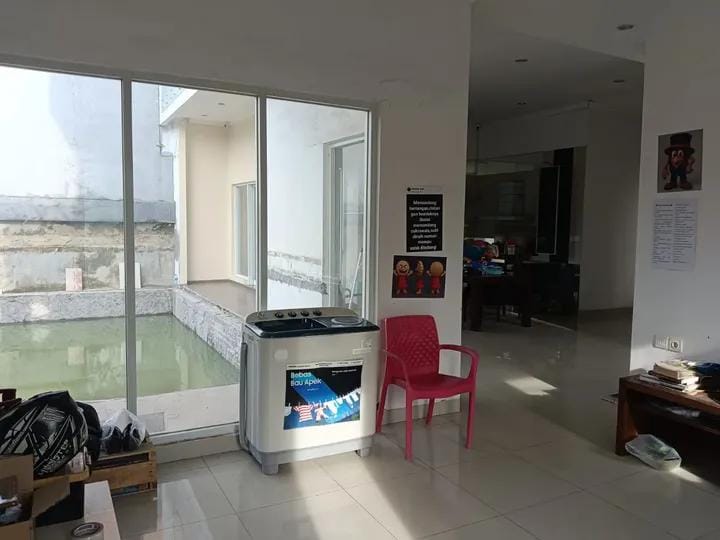 Dijual Rumah Mewah Plus Swimming Pool di Jalan Sunset Road Denpasar Bali - Thumbnail 3