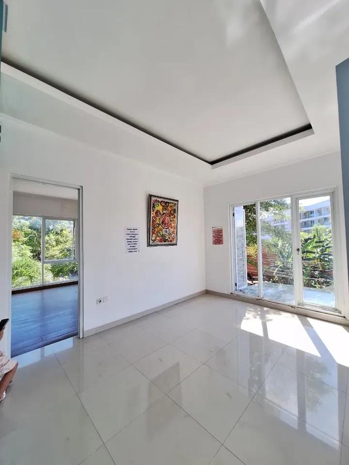 Dijual Rumah Mewah Plus Swimming Pool di Jalan Sunset Road Denpasar Bali - Thumbnail 4
