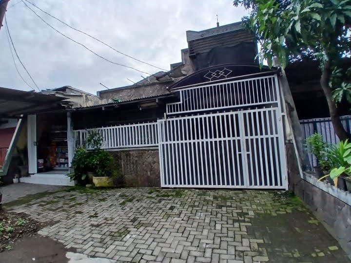 Dijual Rumah Toko di Wisma Lidah Kulon Surabaya Barat - Image 1