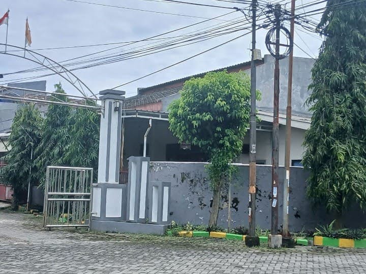 Dijual Murah Rumah Siap Huni di Wisma Lidah Kulon Surabaya Barat - Image 1