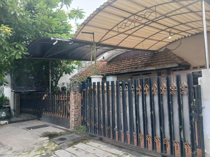 Dijual Rumah Murah di Patmosusastro Surabaya Pusat - Image 1