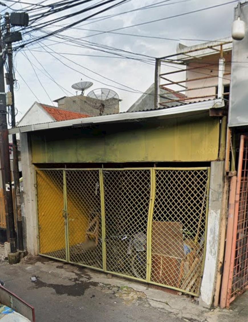 Dijual/Disewakan Ruko 2 Lantai Strategis Jalan Putro Agung Surabaya Utara - Image 1