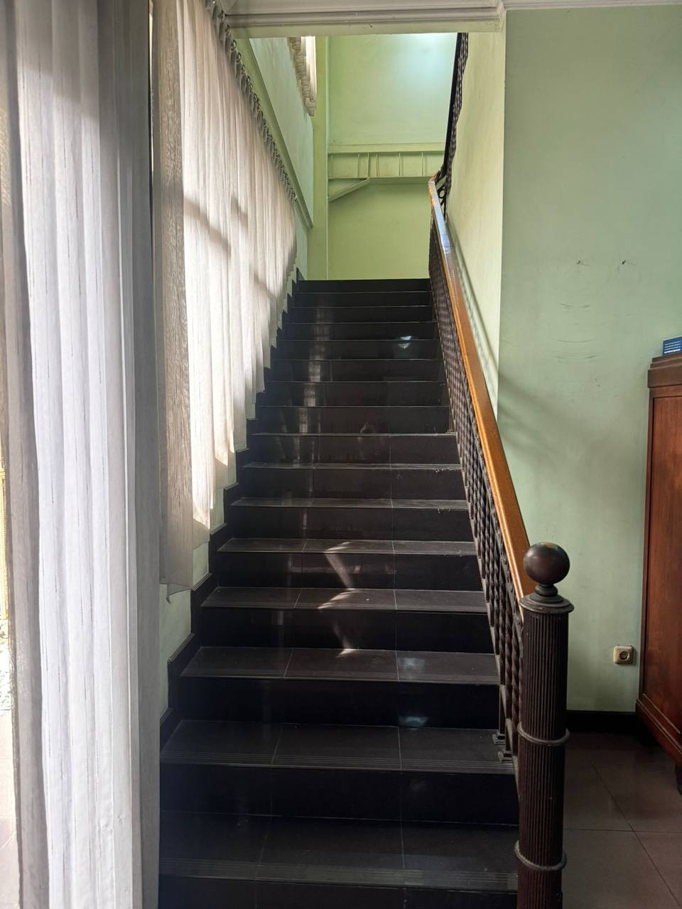 Dijual Rumah 3 Lantai Ngagel Jaya Surabaya Pusat - Thumbnail 3