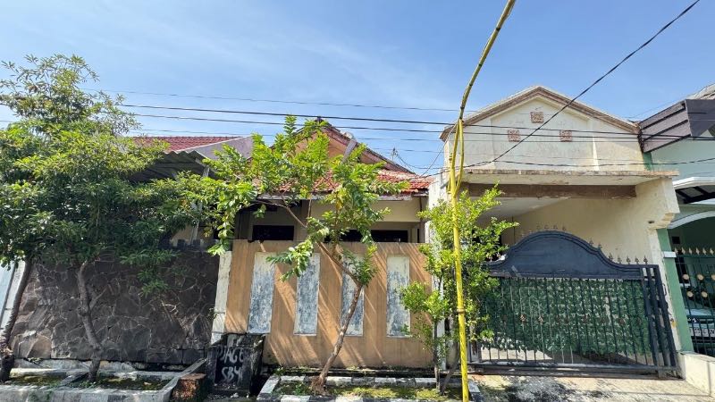 Dijual Rumah Siap Huni di Jalan Merdeka Kepuh Permai Sidoarjo - Image 1