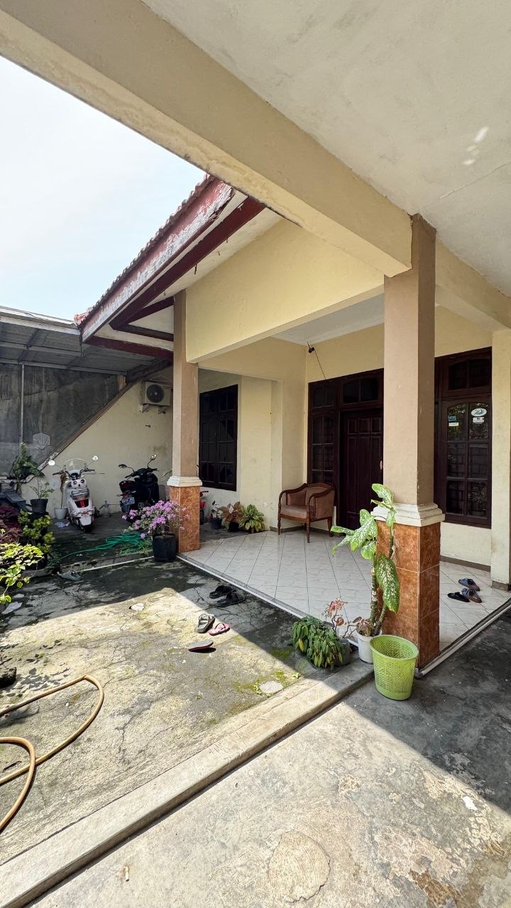 Dijual Rumah Siap Huni di Jalan Merdeka Kepuh Permai Sidoarjo - Thumbnail 3
