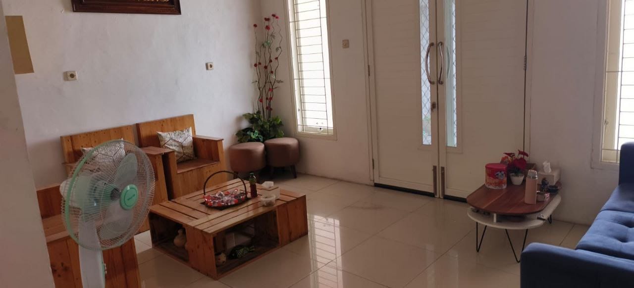 Dijual Rumah Siwalankerto Bisa Usaha Parkiran Garasi 13 Mobil Lokasi Strategis Surabaya Selatan - Thumbnail 4