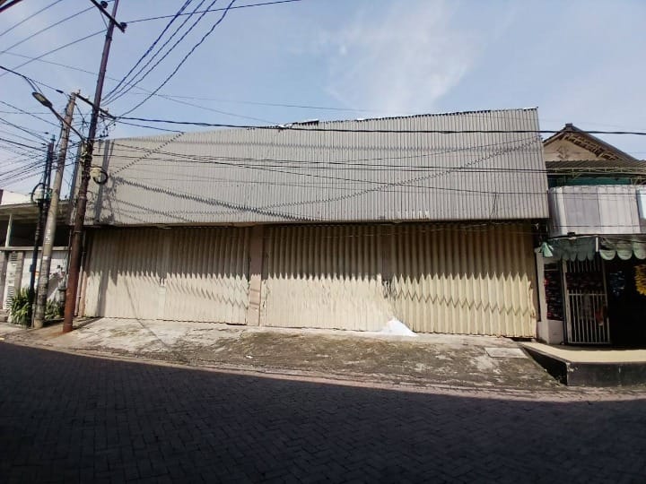 Disewakan Ruko 1 Lantai Ex Showroom Jalan Kertajaya Lokasi Strategis Surabaya Timur - Image 1