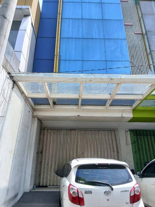 Disewakan Ruko 4 Lantai Jalan Raya Kertajaya Lokasi Strategis Surabaya Timur - Image 1