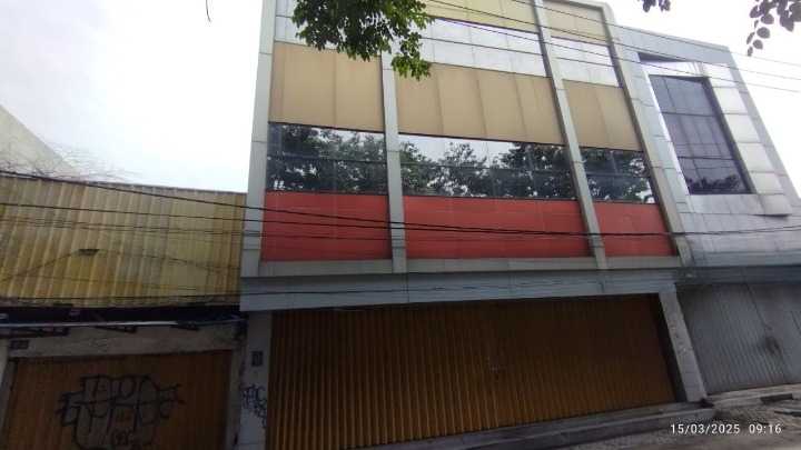 Dijual Ruko Strategis di Surabaya Pusat - Image 1