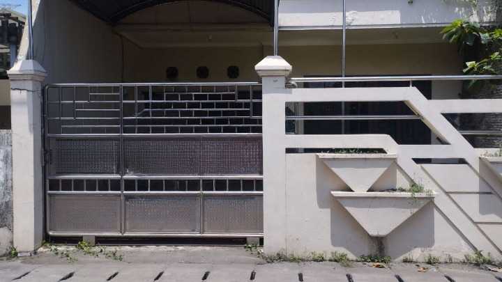 Dijual Rumah Murah Lokasi Strategis Di Daerah Lebak Arum, Surabaya Timur - Image 1