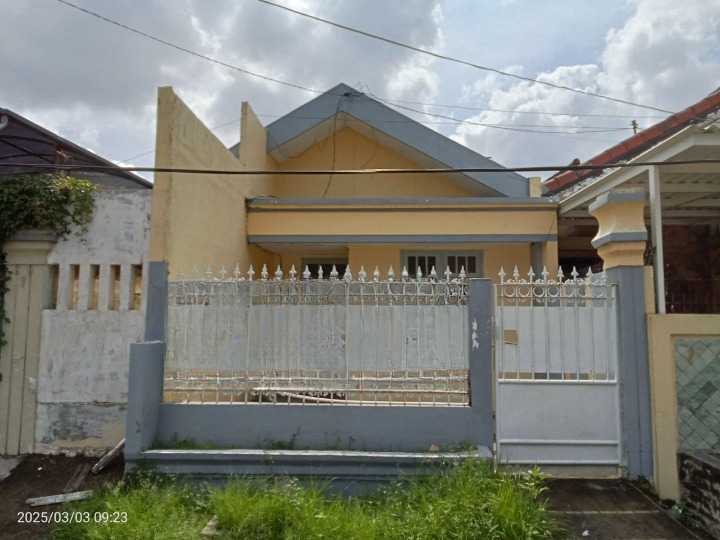 Dijual Rumah di Darmo Indah Selatan Surabaya Barat - Image 1