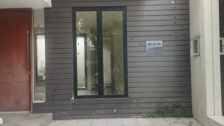 Dijual Rumah Bagus Citraland Northwest Lake Surabaya Barat - Image 1