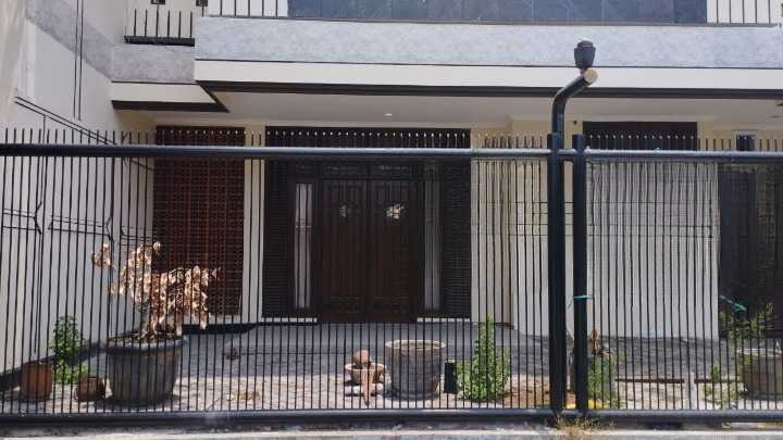 Dijual Rumah Dukuh Kupang Wilayah Surabaya Barat - Image 1