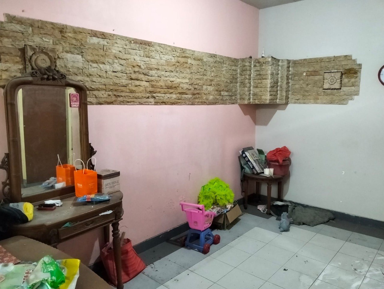 Dijual Rumah Siap Huni dan Strategis di Raya Wisma Pagesangan Surabaya Selatan - Thumbnail 2