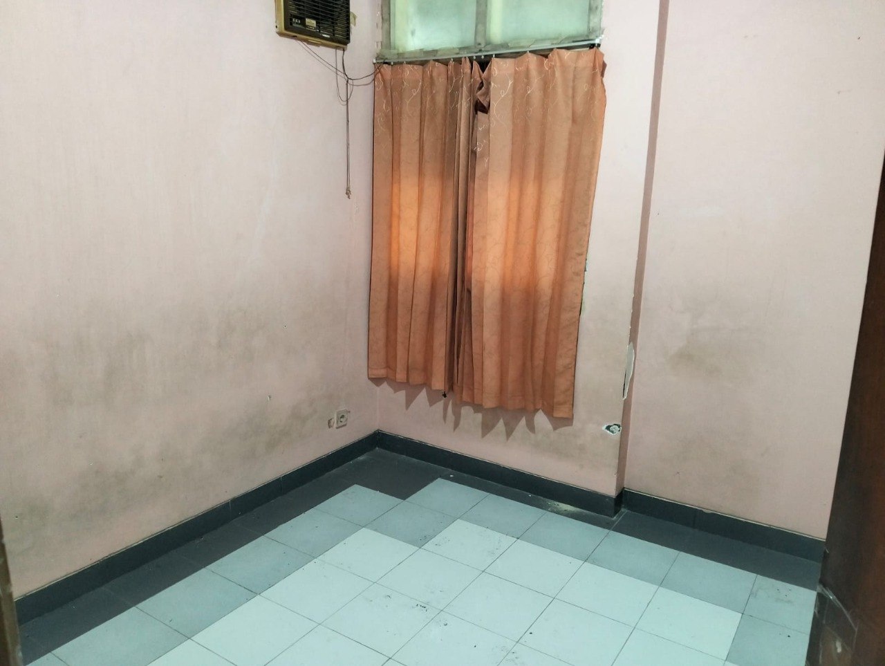 Dijual Rumah Siap Huni dan Strategis di Raya Wisma Pagesangan Surabaya Selatan - Thumbnail 4