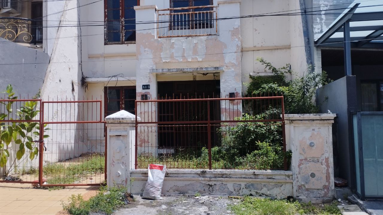 Disewakan Rumah Strategis Wilayah Dharmahusada Surabaya Timur - Image 1