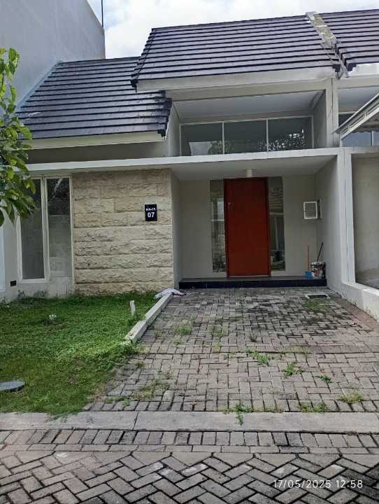 Dijual Rumah Siap Huni Wilayah Northwest Citraland Surabaya Barat - Image 1