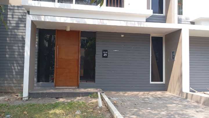 Dijual/Disewakan Rumah Minimalis Strategis di Northwest Park Citraland Surabaya Barat - Image 1