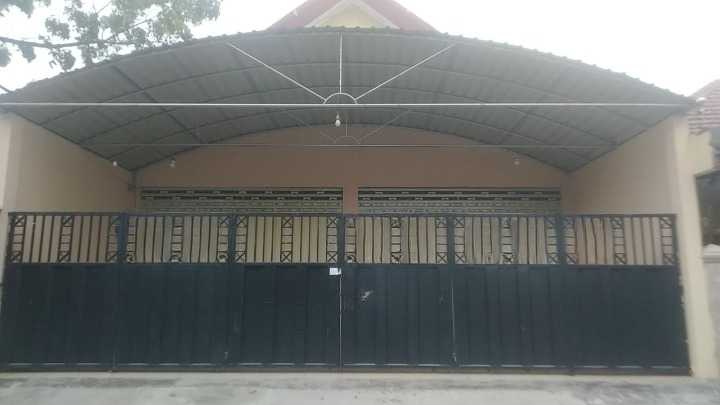 Dijual Rumah Bagus dan Strategis di Wilayah Pondok Benowo Indah Surabaya Barat - Image 1