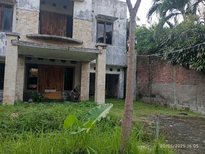 Dijual Rumah Strategis di Ketintang Permai Wilayah Surabaya Selatan - Image 1