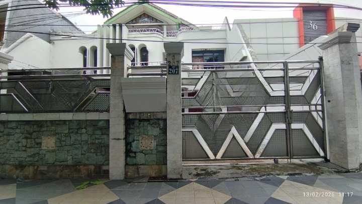 Dijual/Disewakan Rumah Mewah Minimalis Strategis Wilayah Kertajaya Indah Surabaya Timur - Image 1