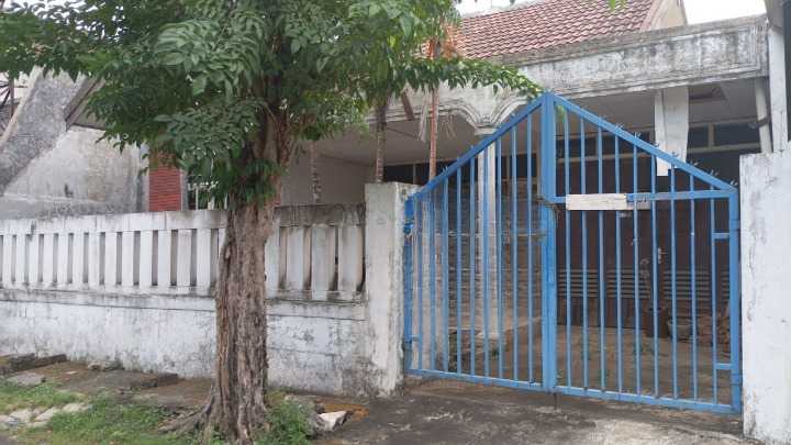 Dijual Rumah Layak Huni Strategis Putat Indah Timur Wilayah Surabaya Barat - Image 1