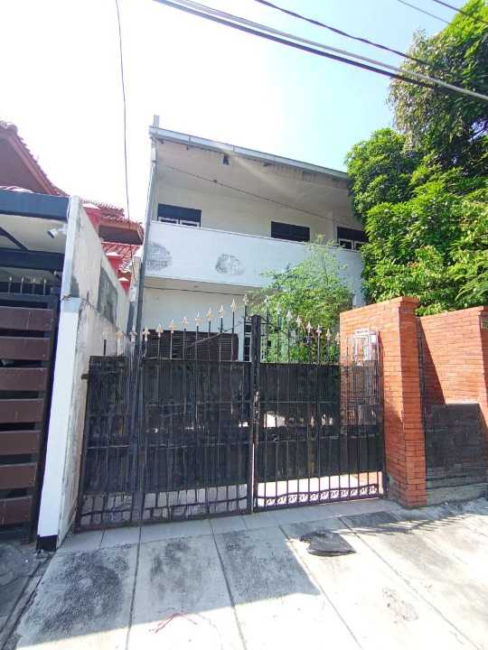 Dijual Rumah Bagus Moderrn 2 Lantai Strategis di Kupang Indah Wilayah Surabaya Barat - Image 1