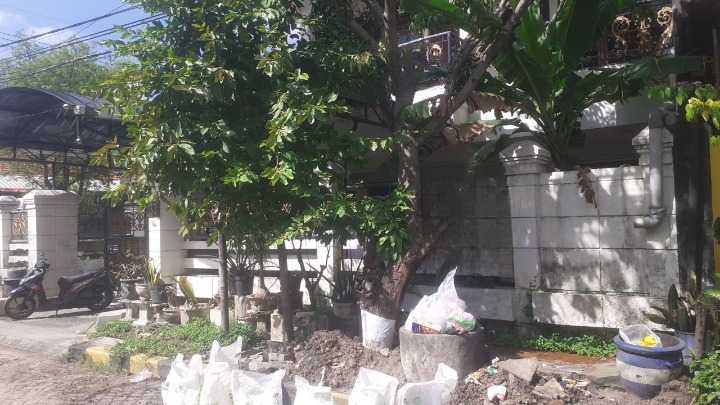 Dijual Rumah Mewah Strategis di Dukuh Kupang Timur Surabaya Barat - Image 1