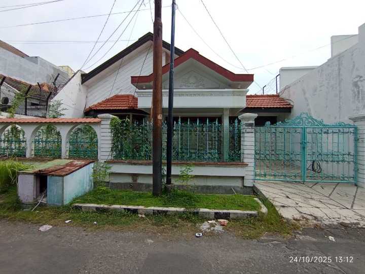 Dijual Rumah Bagus di Dharmahusada Indah Tengah Surabaya Timur - Image 1