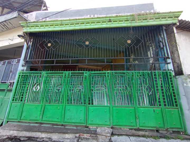 Dijual/Disewakan Rumah Strategis di Bringin Indah Surabaya Barat - Image 1