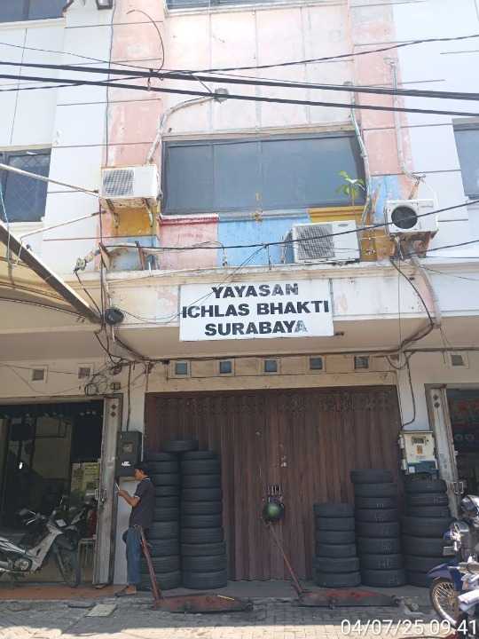 Dijual Ruko Tiga Lantai di Undaan Kulon Surabaya Pusat - Image 1