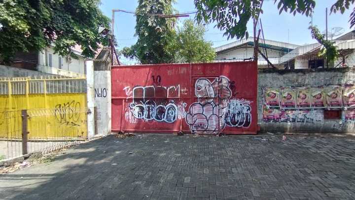Disewakan Gudang Strategis 2 Unit Wilayah Surabaya Barat - Image 1