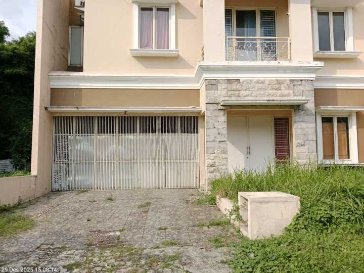 Dijual Rumah Strategis Wilayah prestisius Citraland, Golf Avenue Surabaya Barat - Image 1