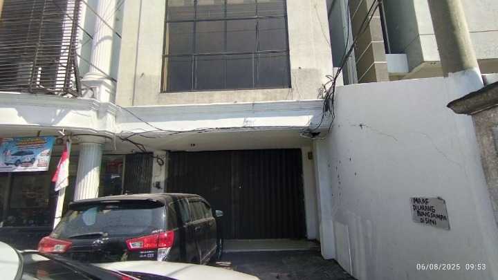 Disewakan Ruko di Kedung Cowek Surabaya Utara Lokasi Komersial Strategis - Image 1