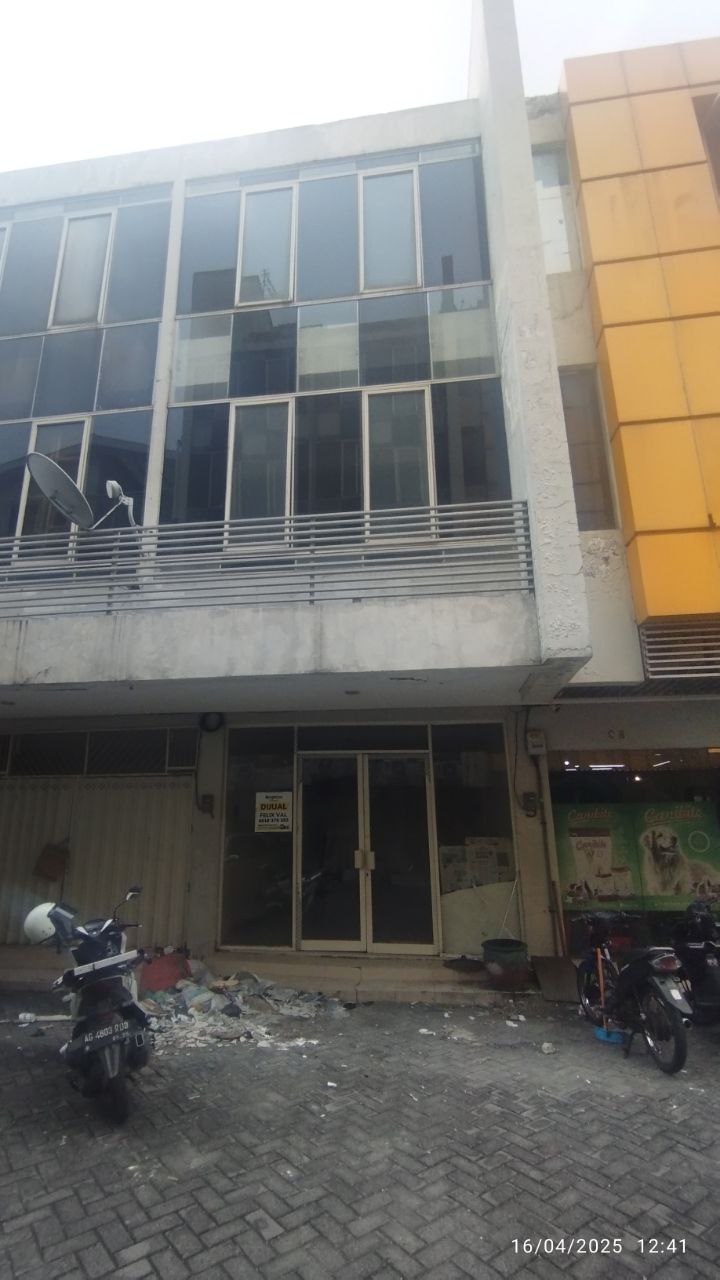 Dijual/disewakan Ruko 3 Lantai di Este Square Merr Surabaya Timur - Image 1